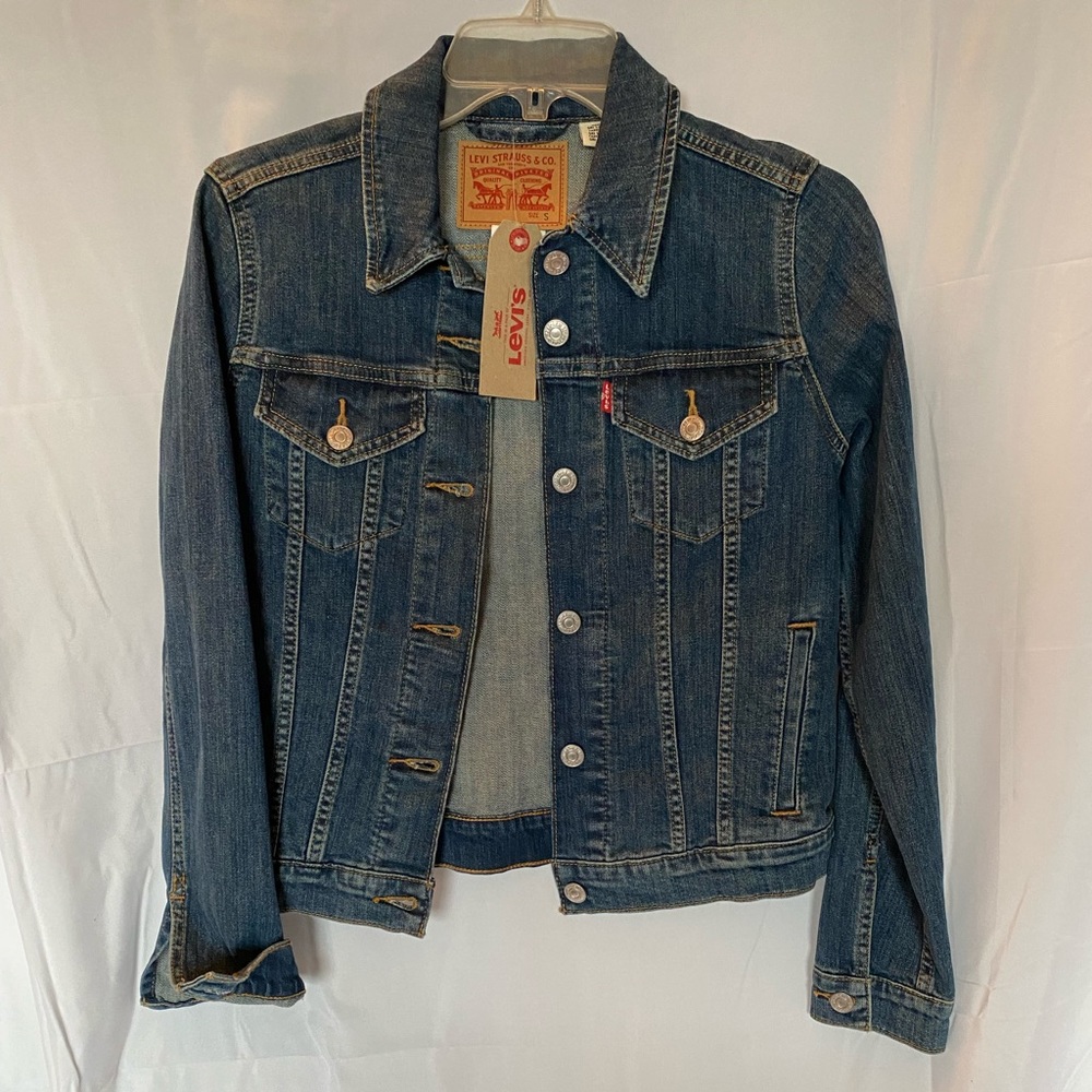 NWT Levi’s Jean jacket